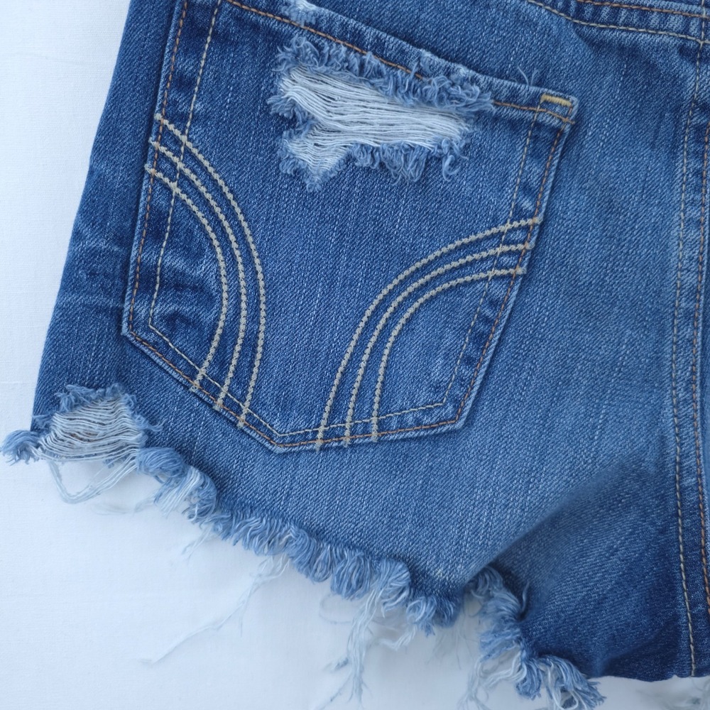 Hollister Women Denim Shorts Size 0 W24 Blue High Rise Distressed Frayed Hem - Picture 12 of 14